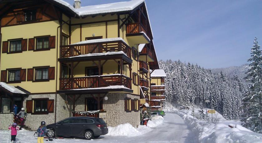 Apartment Barbora 7 Ruzomberok Exterior photo